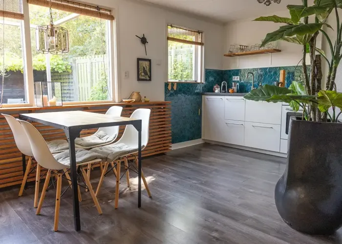 Woonruimte en keuken